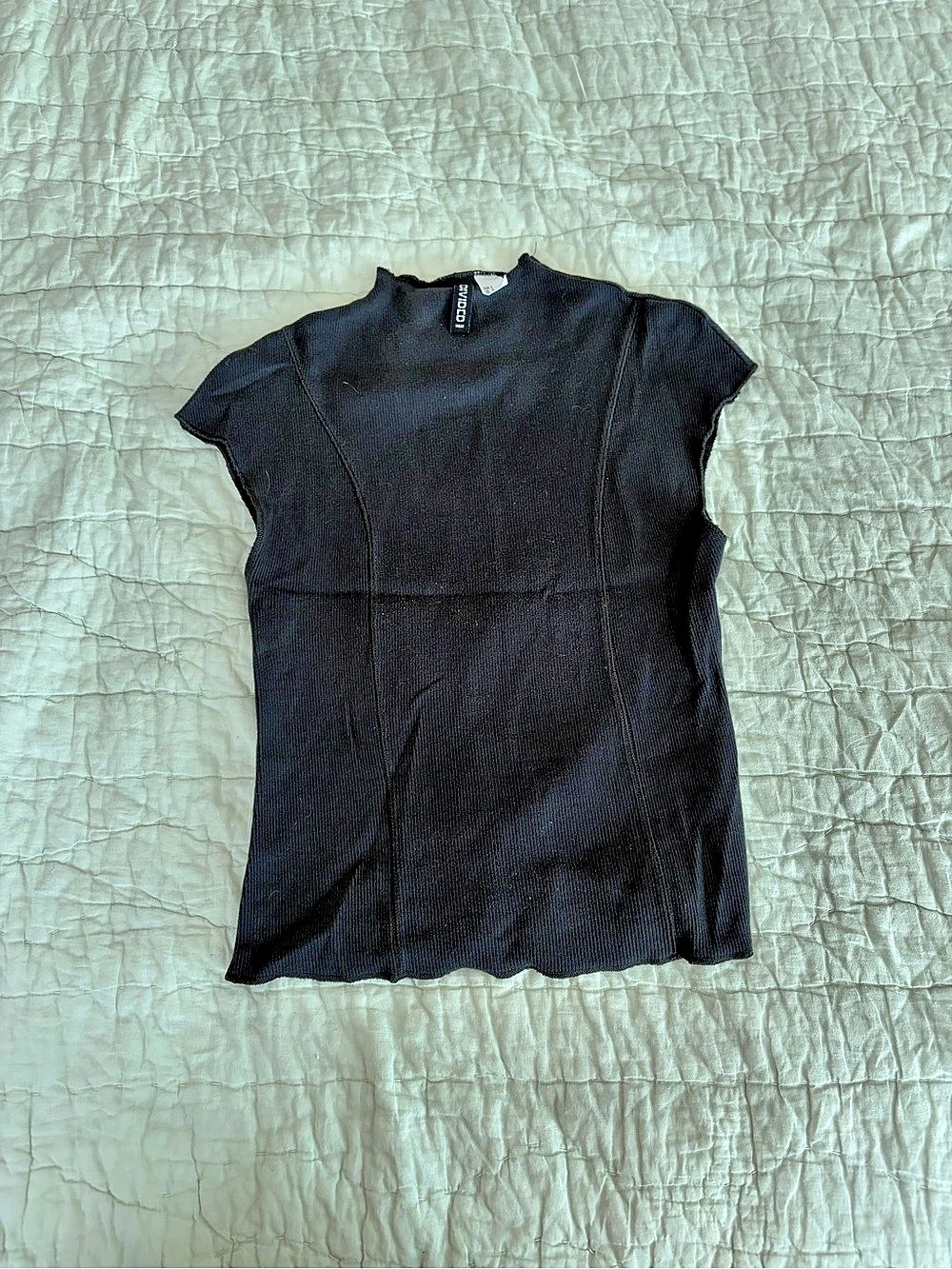 Divided Ribbed Black Tank Top Size Small